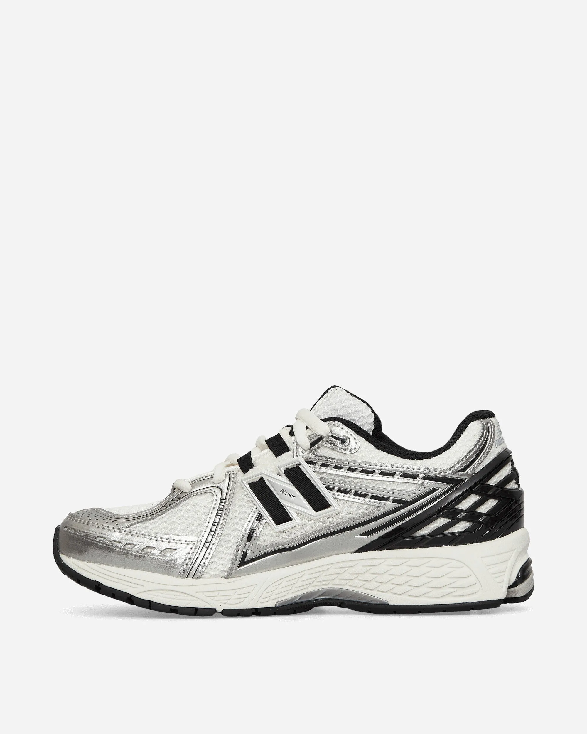 1906R Sneakers Argent Métallisé / Noir / Sel Marin