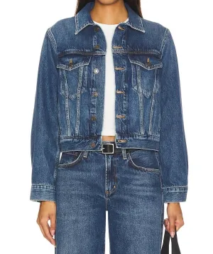 Veste en jean des années 90 sous contrôle