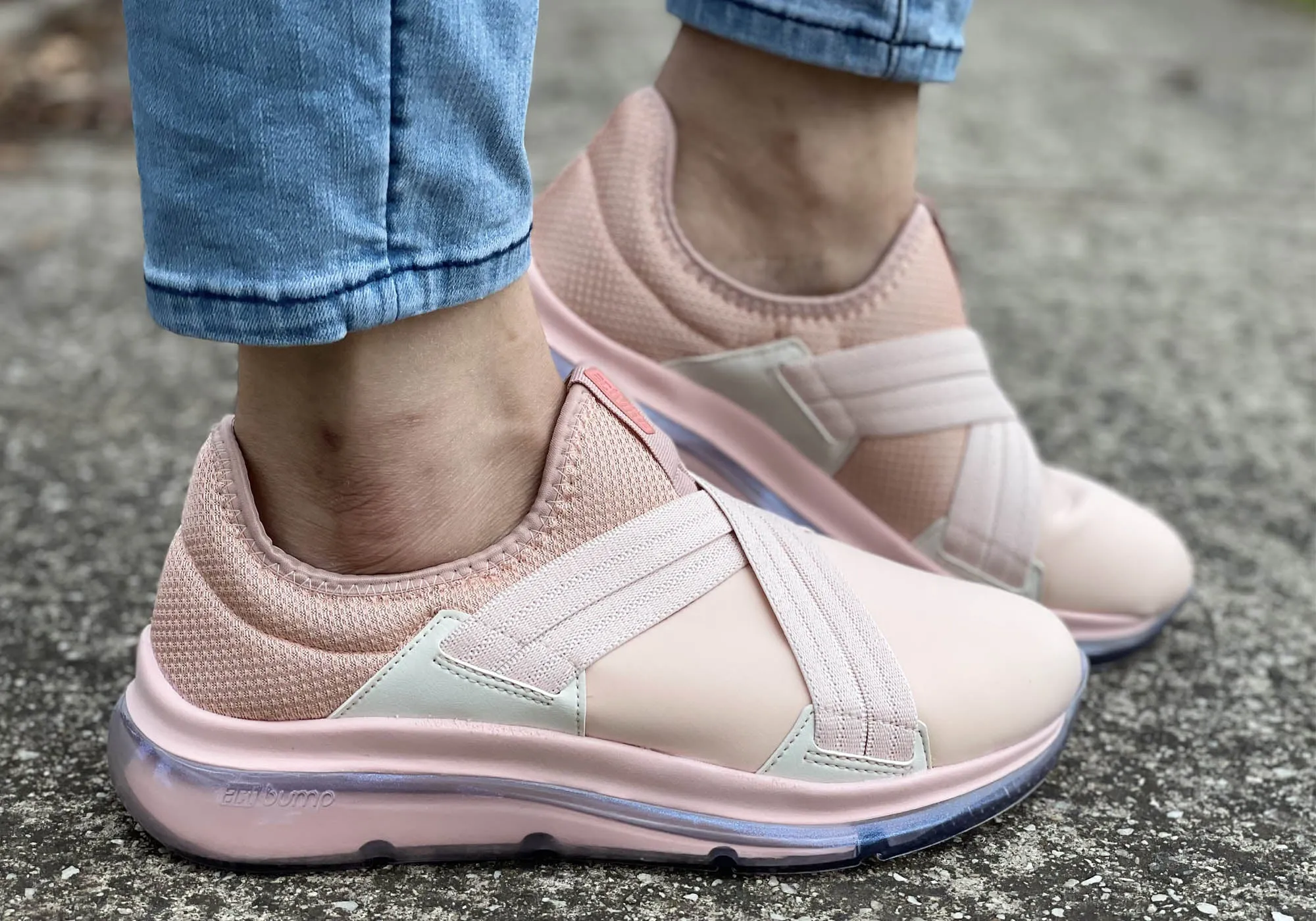 Actvitta Taurus Chaussures Actives Confortables pour Femmes avec Coussinet Fabriquées au Brésil Chaussures Actvitta