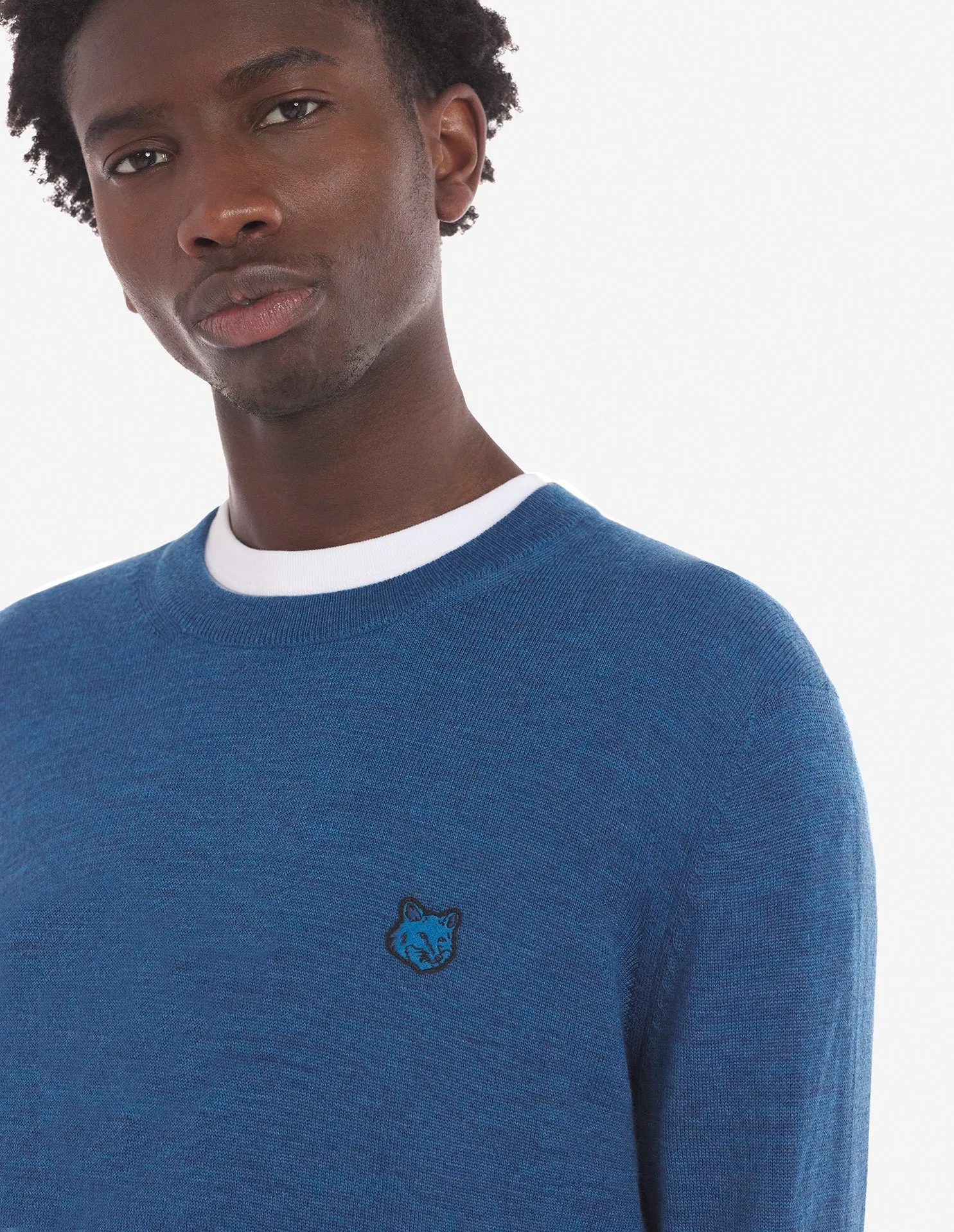 Pull régulier avec patch de tête de renard en gras Saphir