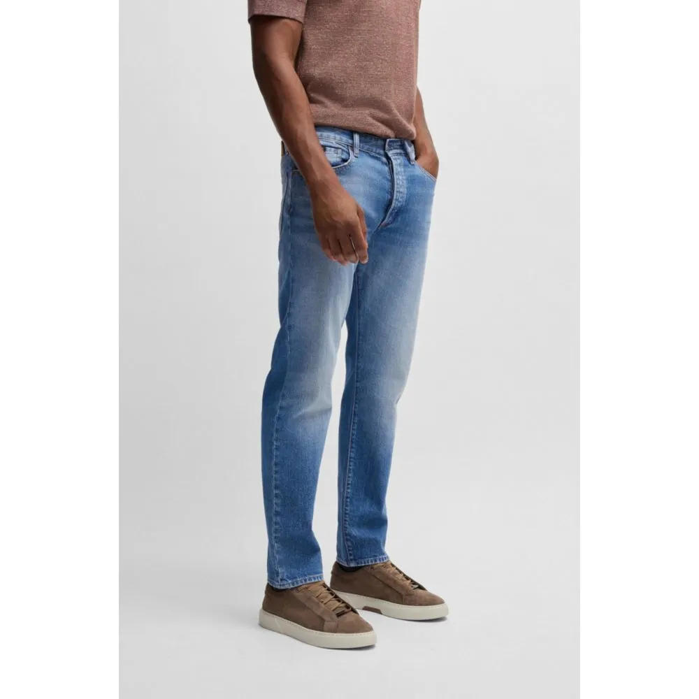 Jeans classiques en denim bleu extensible et confortable