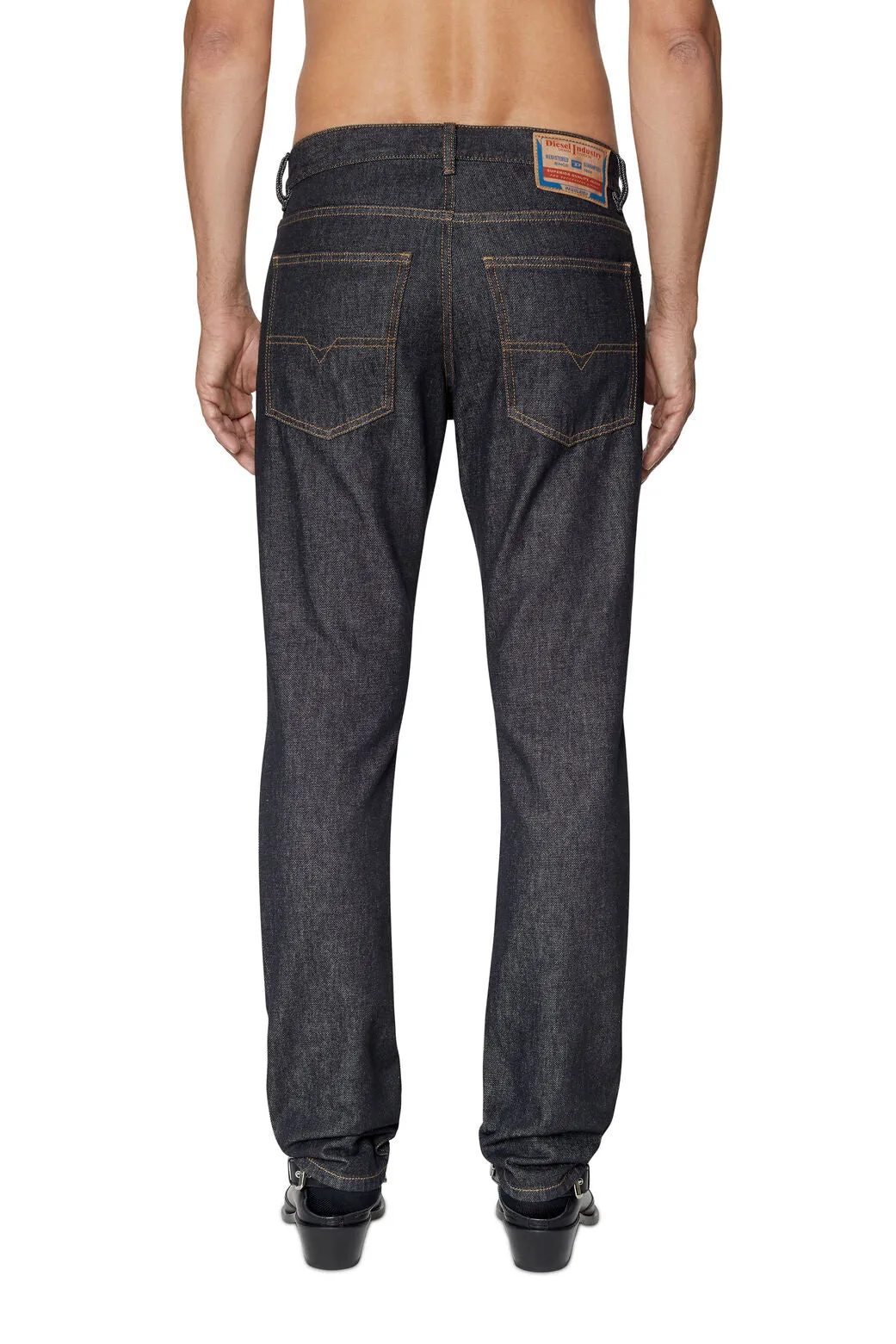 Diesel D-Sark Jeans Slim Fit à jambe droite en denim noir