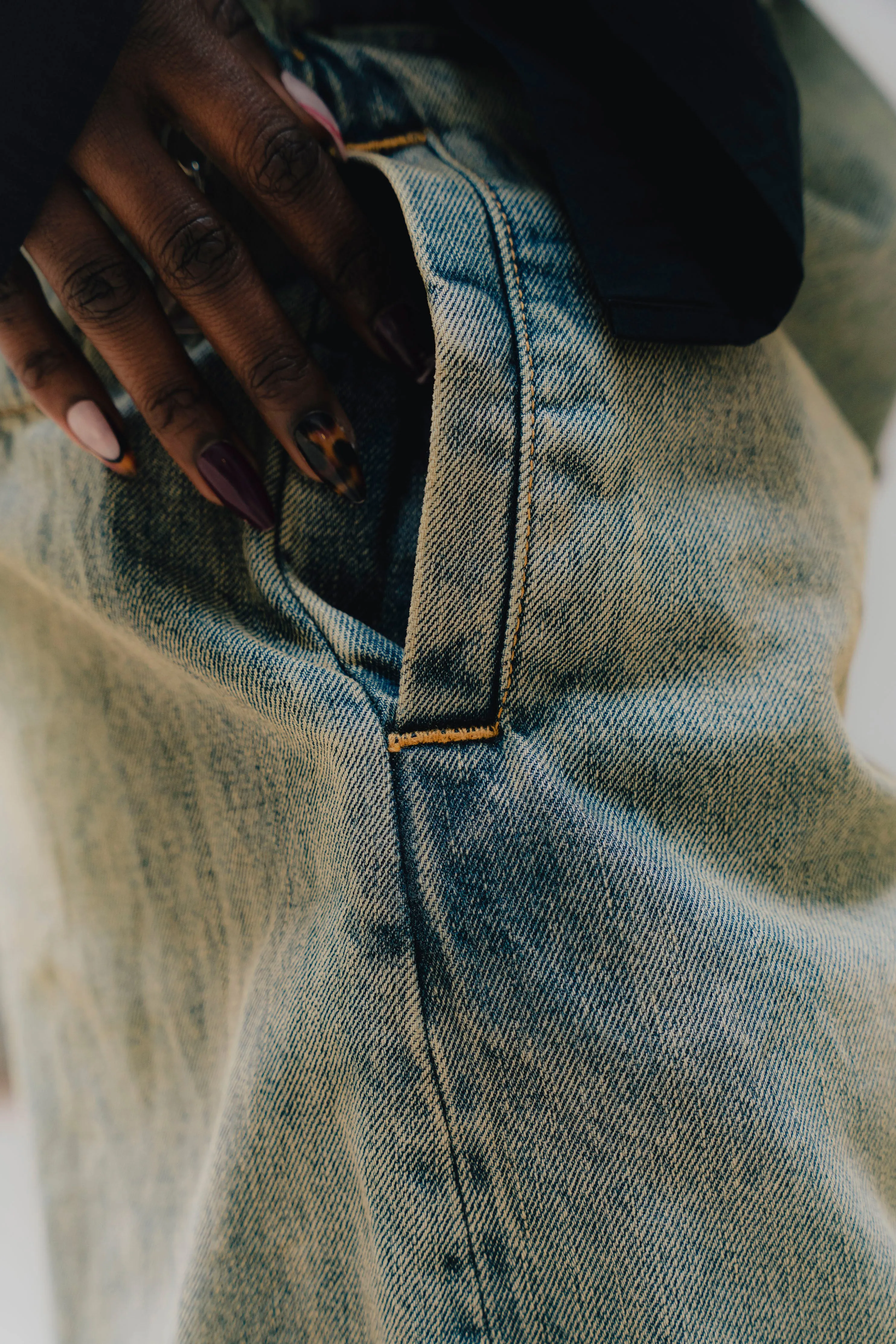 GEM JEANS Vêtements	Entire Studios