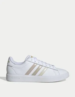Chaussures Grand Court 2.0 - Blanc Nuage/Blanc Merveille/Beige Merveille