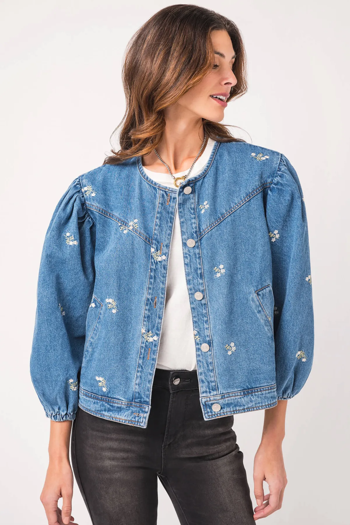 Veste en jean brodé Heyson à manches bouffantes