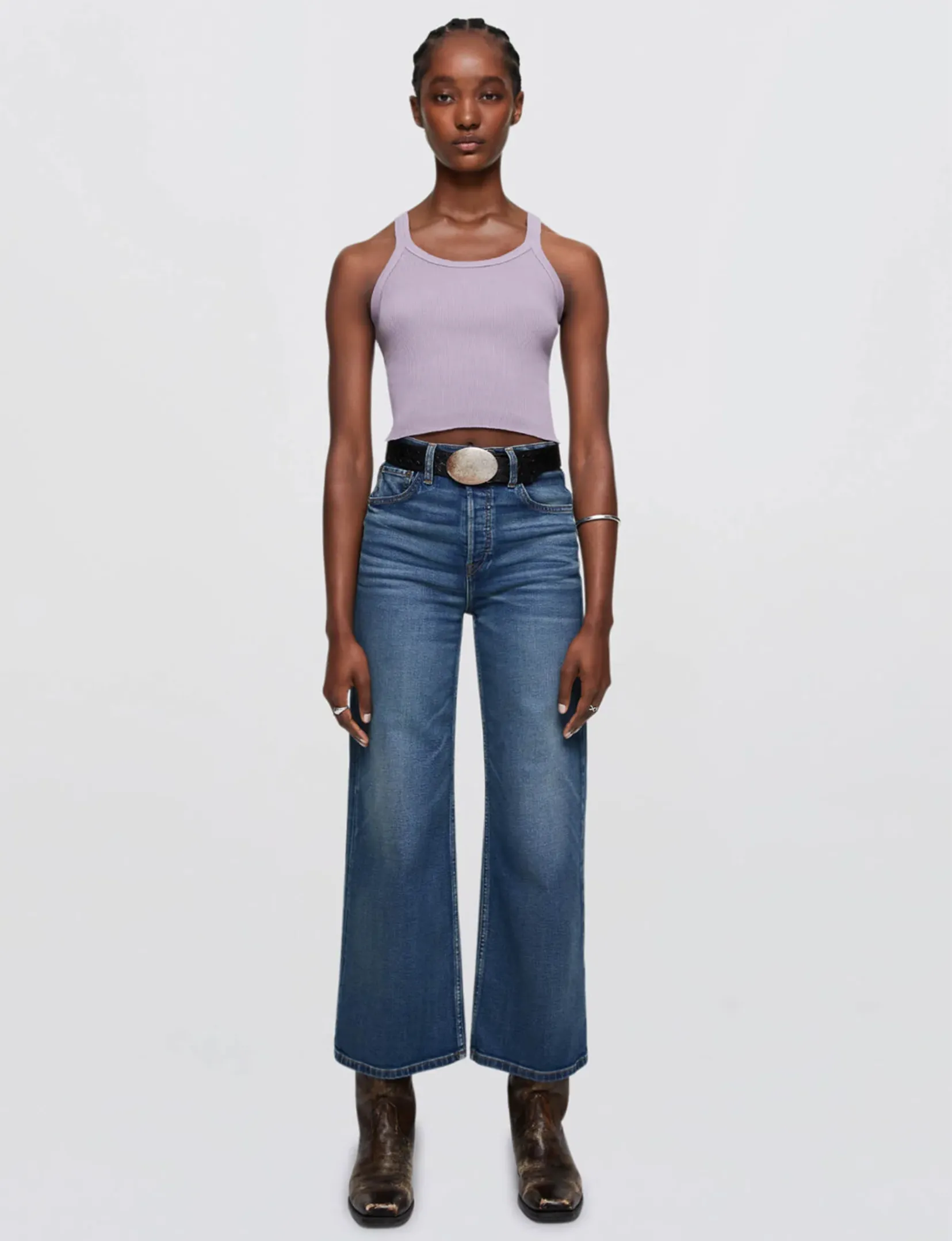 Pantalon large coupé haut retravaillé, vêtement en indigo artisanale