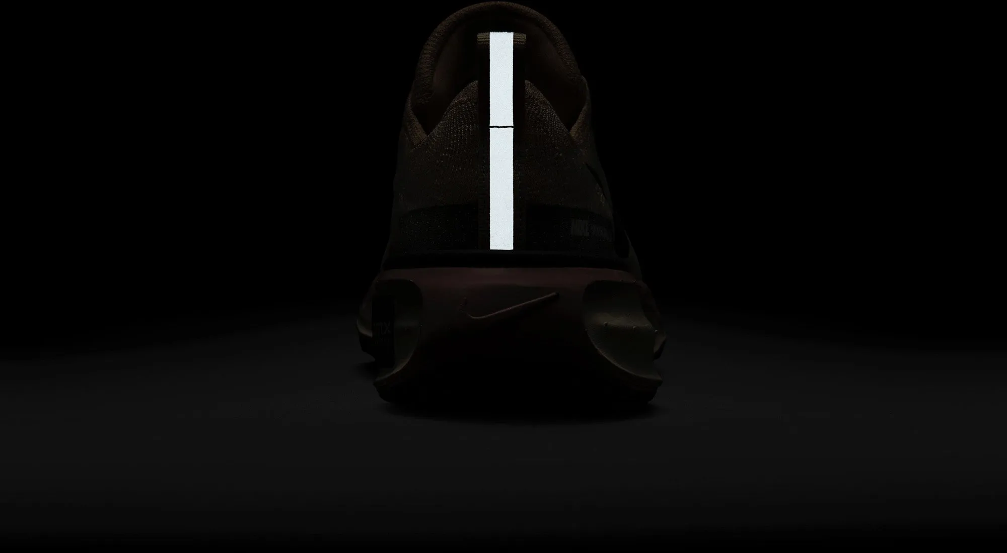 Chaussures de course sur route pour femmes Invincible 3