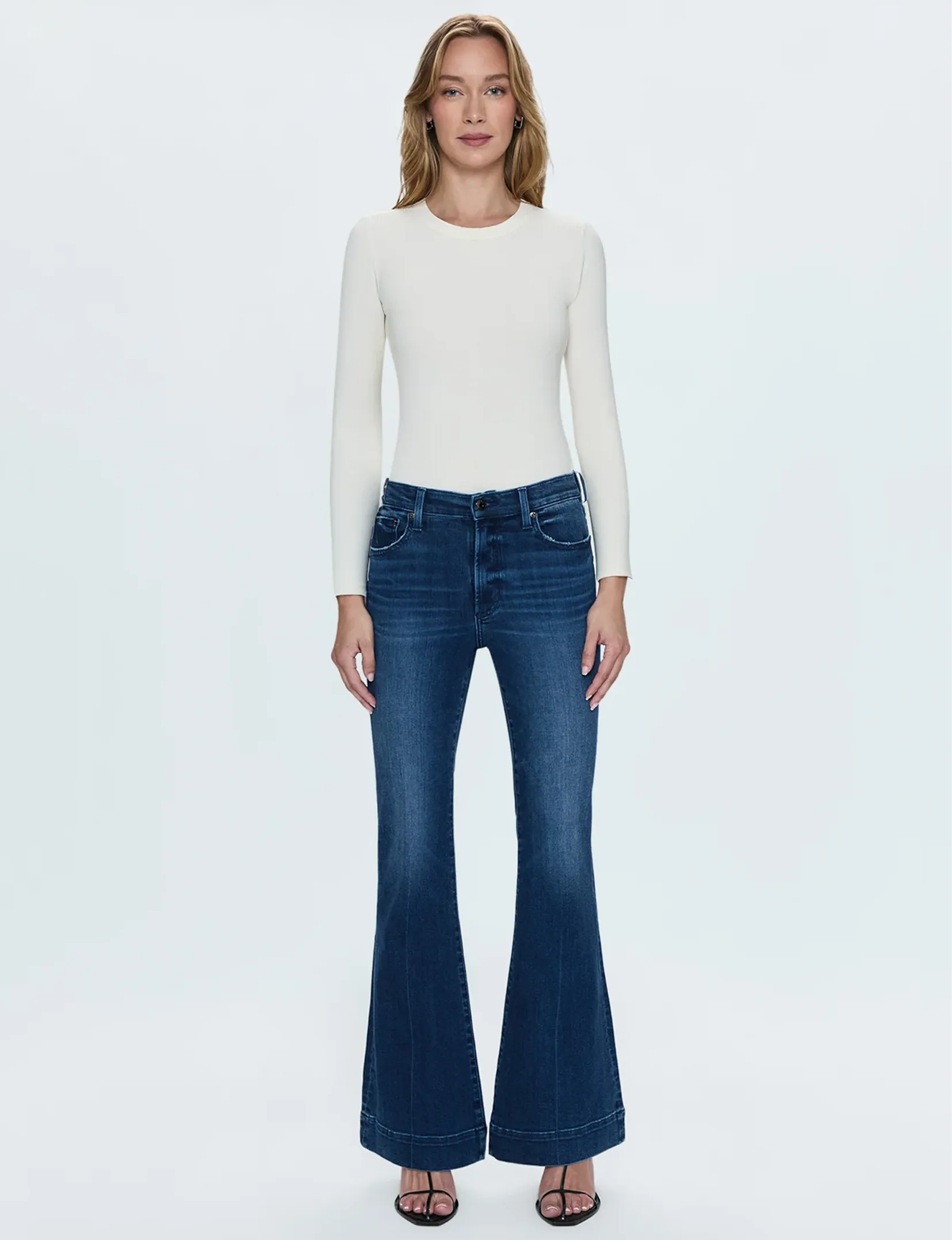 Kinsley Mid-Rise Ultra Flare, Vêtements Modernes_pistola
