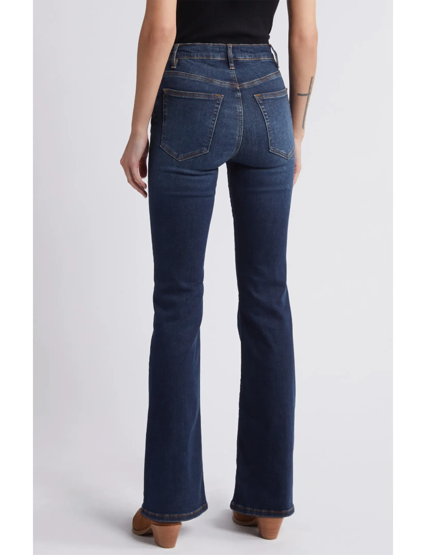 Le Easy Flare, Cadre de Vêtement Moonflower