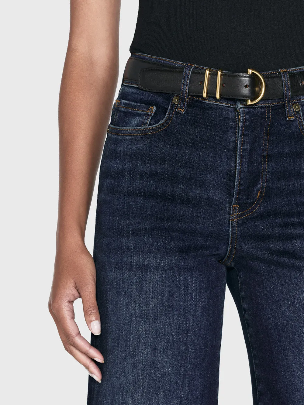 Le Palazzo Crop -- Lune fleur