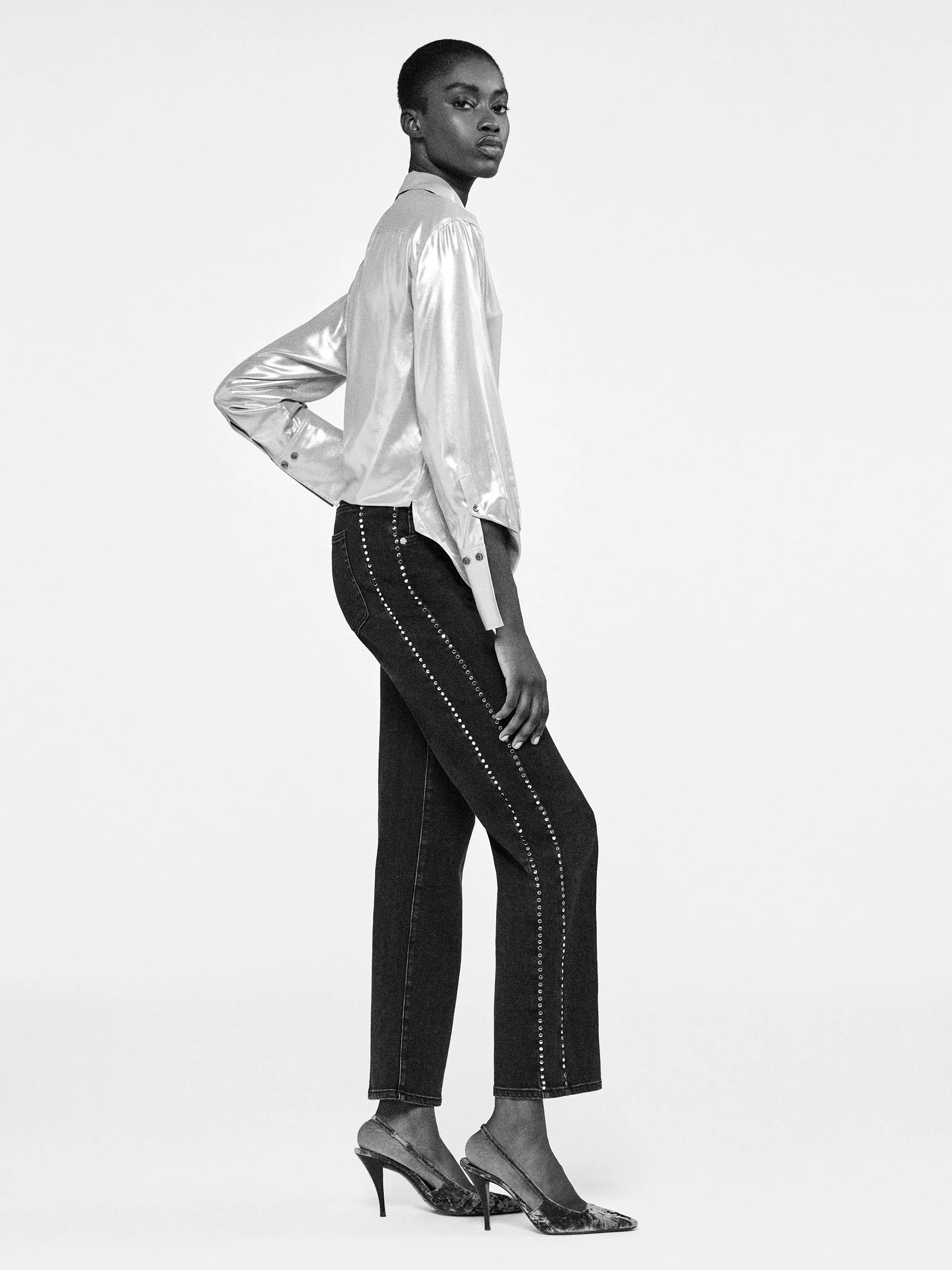 Le Sleek Straight Studded -- Astronaute
