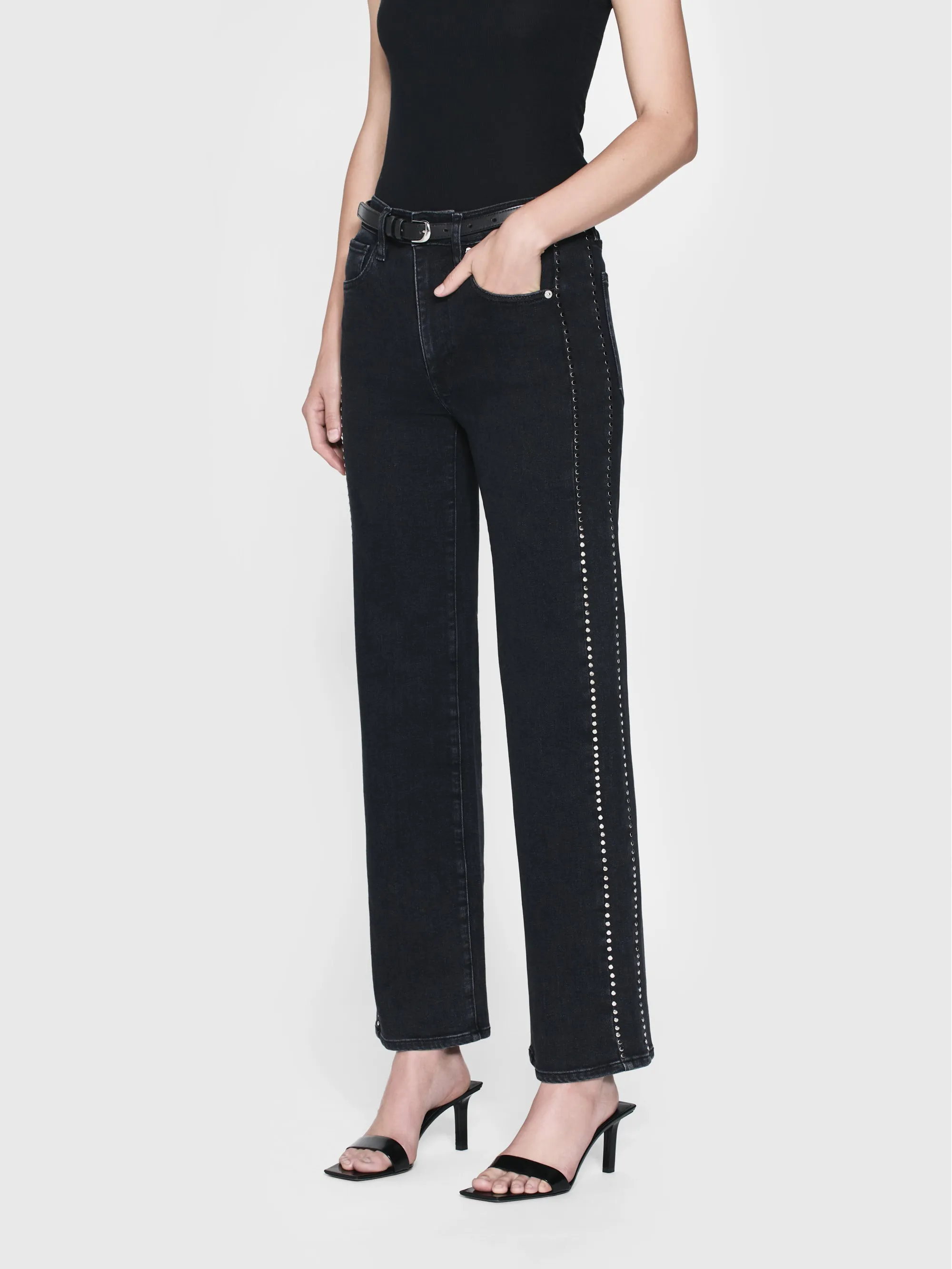 Le Sleek Straight Studded -- Astronaute