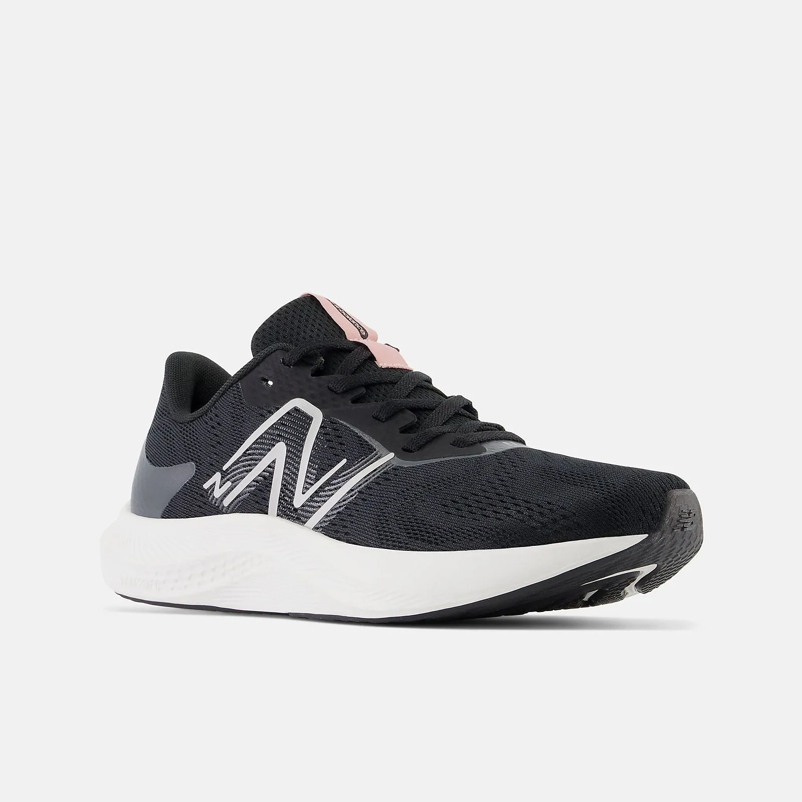 NEW BALANCE Chaussures de course pour femmes DYNASOFT PRO RUN V2 NOIR/BLANC