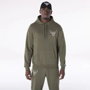 Sweatshirts et hoodies New Era Chicago Bulls NBA League Essential Pullover oversize vert