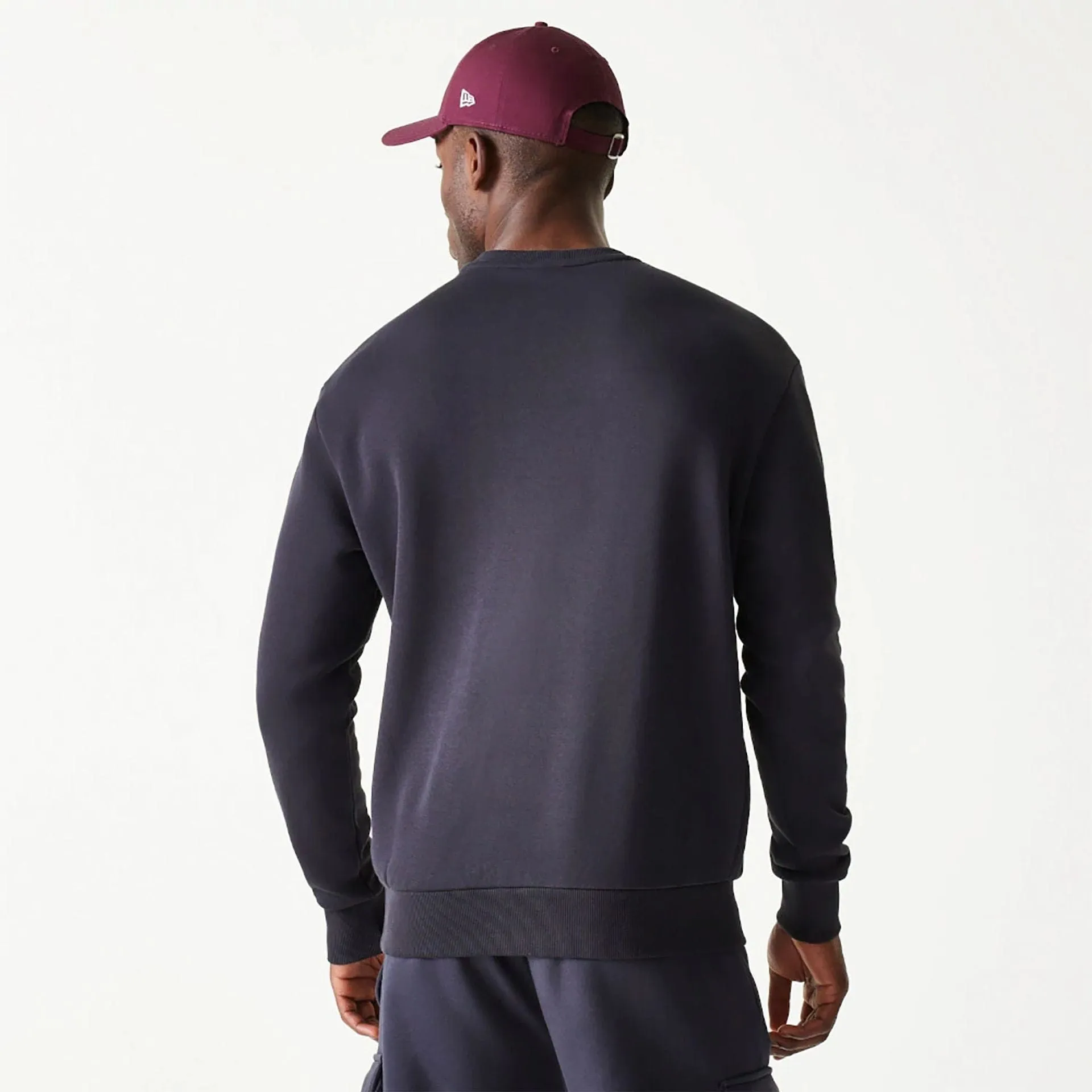 Sweats à capuche et pulls New Era Pull New Era Essential en bleu marine oversized à col rond