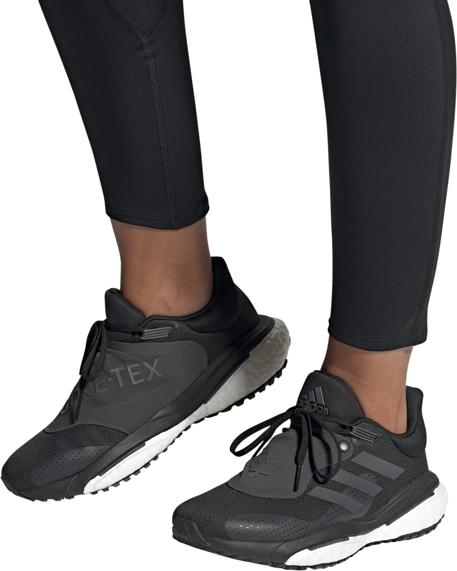Chaussures Adidas Femme adidas Solar Glide 5 GORE-TEX Chaussures de Course pour Femmes - Noir