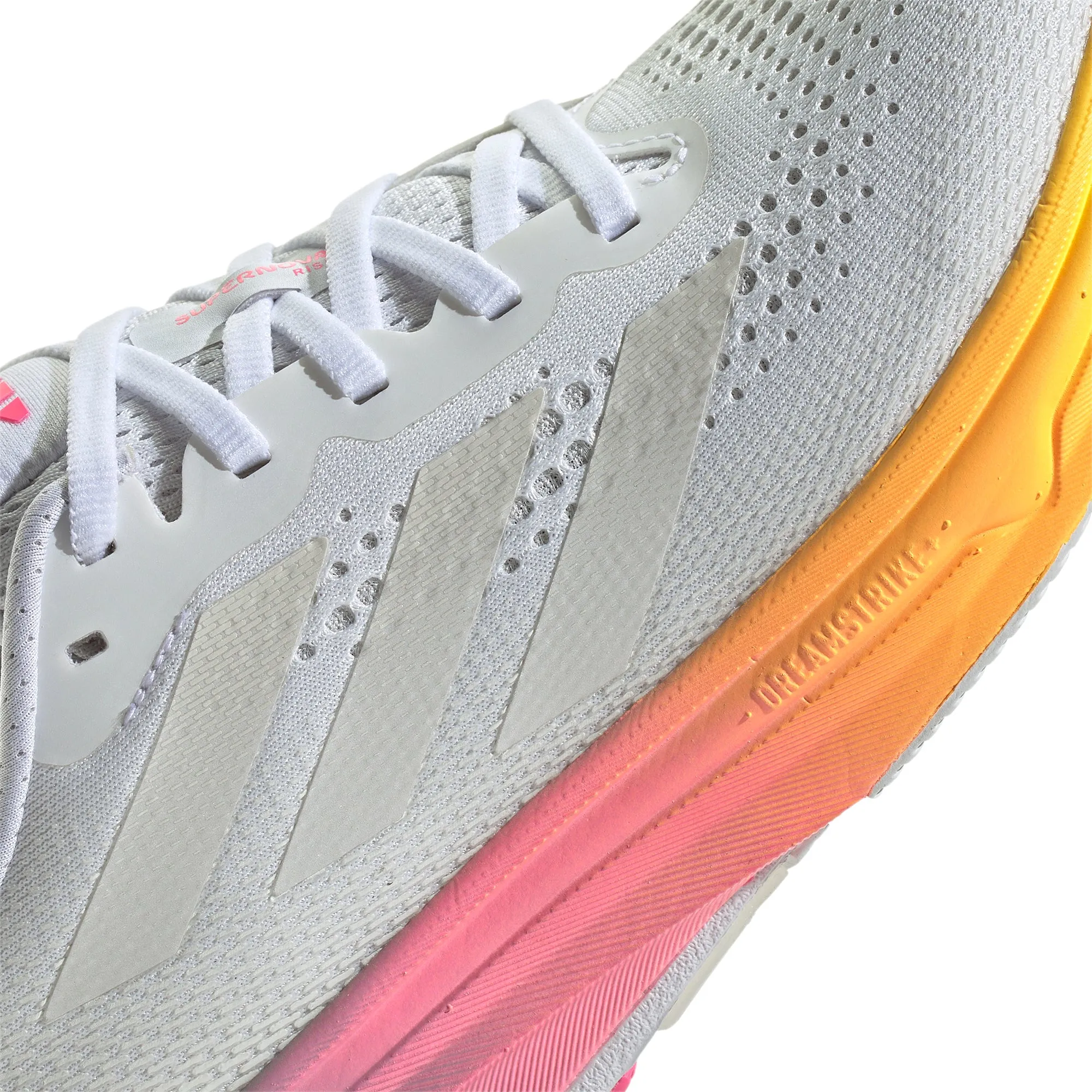 Chaussures Adidas Femme Chaussures de Course Adidas Supernova Rise pour Femmes - Blanc