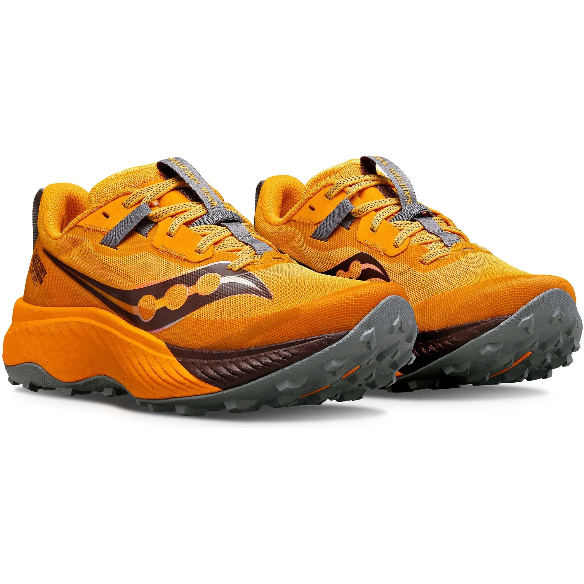 Chaussures de trail Saucony Endorphin Edge pour femmes - Orange
