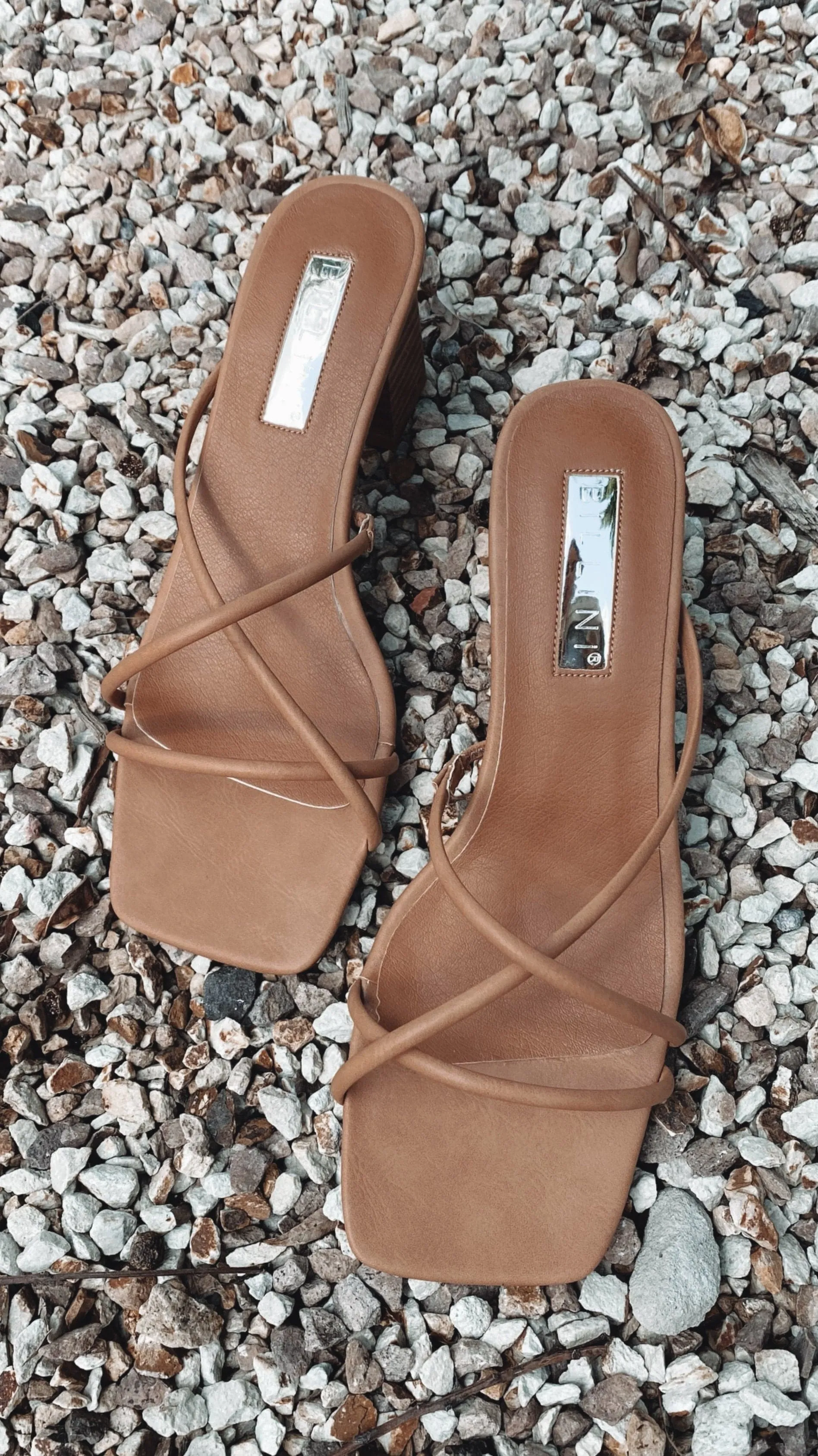Unika Heel - Brun Sucre