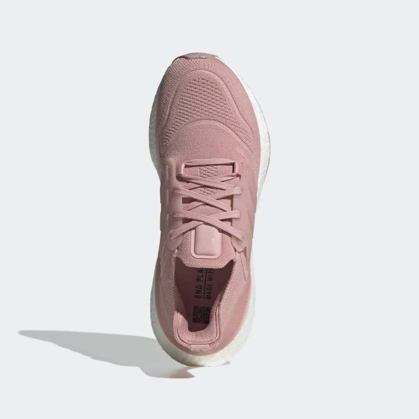 Chaussures de course adidas Ultraboost 22 pour femmes Hey Dude Shoes